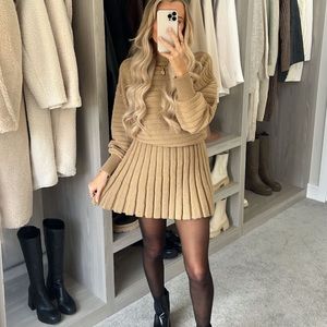 Knit pleated dress